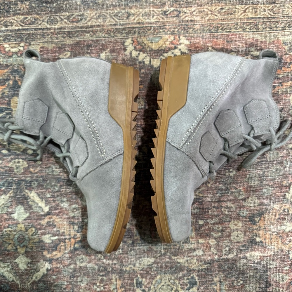 Sorel Evie Lace-Up Wedge Bootie Gray Suede 8.5 - Picture 6 of 9